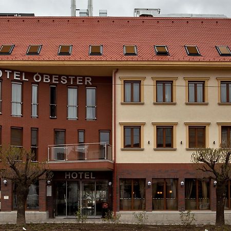 Hotel Óbester Debrecen Buitenkant foto